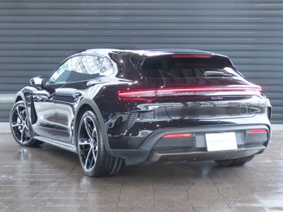 2026 Porsche TAYCAN photo 3