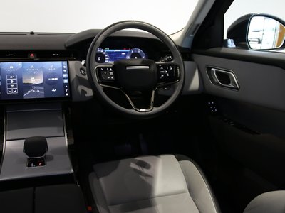 2025 LAND Rover RANGE ROVER VELAR — миниатюра 14
