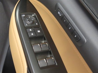 صورة مصغرة 23 لـ 2023 Lexus NX