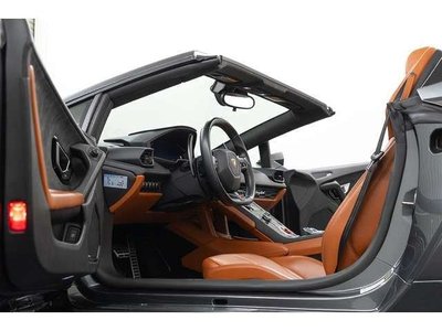 2016 Lamborghini HURACAN SPYDER thumbnail 38