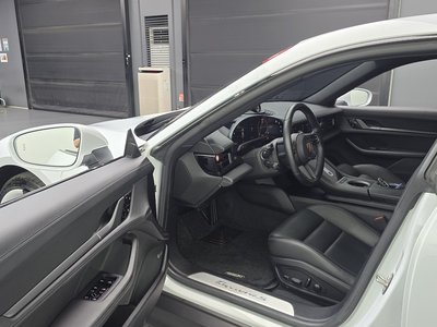 2021 Porsche TAYCAN 缩略图 13