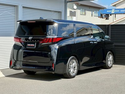 TOYOTA ALPHARD - 9