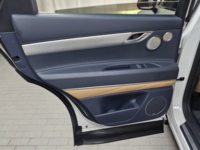 2023 Genesis GV80 thumbnail 15