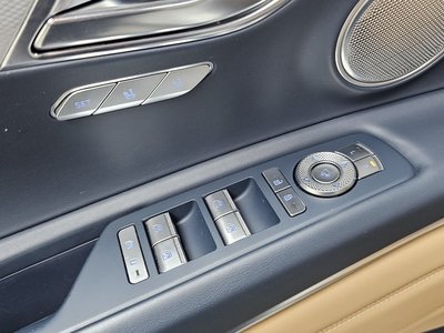 2023 Genesis GV80 thumbnail 29