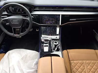2025 AUDI S8 照片 5