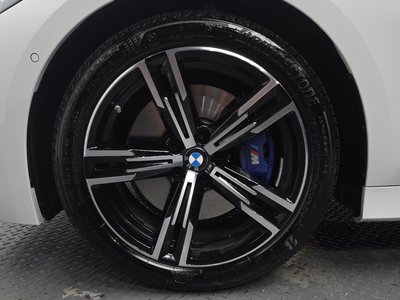 2025 BMW 3 SERIES 照片 6