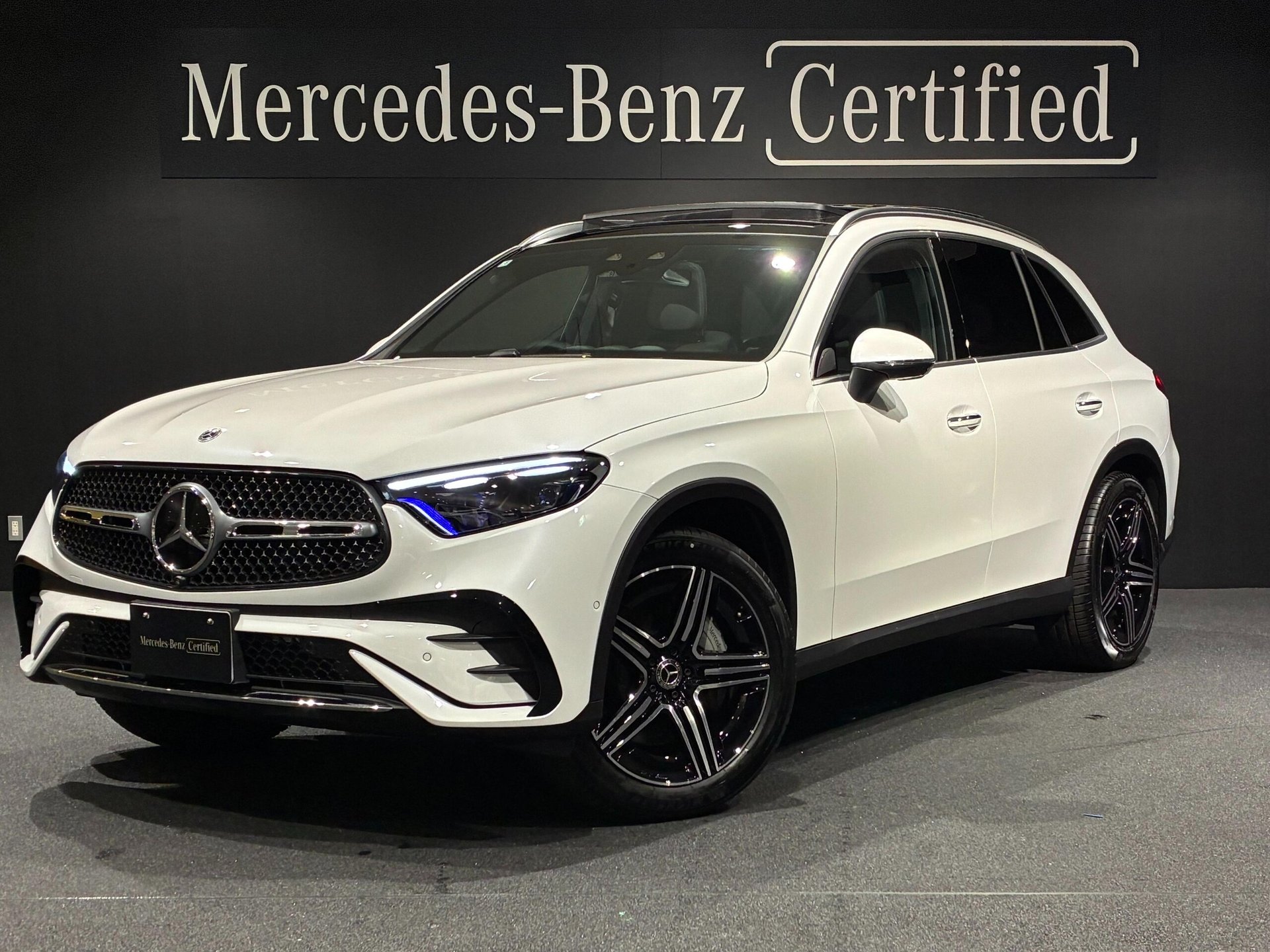 MERCEDES-BENZ GLC - View 1