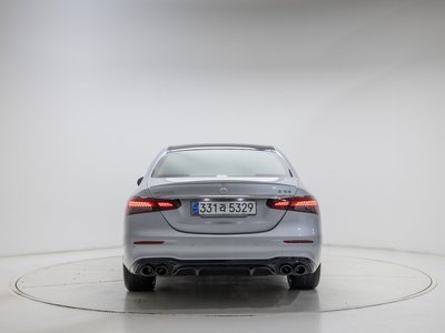 MERCEDES-BENZ E-CLASS - 3