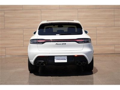PORSCHE MACAN - 7