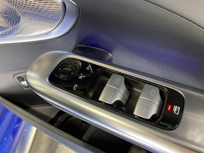 صورة 16 لـ 2024 Mercedes-BENZ C-CLASS AMG