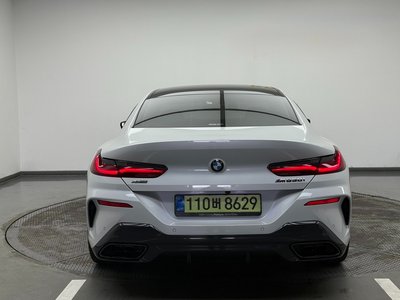 BMW 8 SERIES - 3