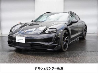 PORSCHE TAYCAN CROSS TURISMO