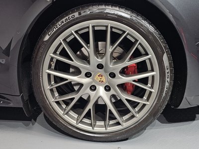 PORSCHE PANAMERA - 8