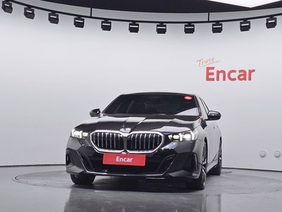 صورة 2 لـ 2023 BMW 5 SERIES