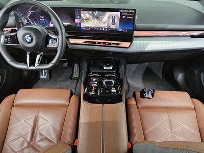 صورة 5 لـ 2023 BMW 5 SERIES