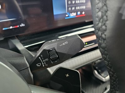صورة مصغرة 27 لـ 2023 BMW 5 SERIES