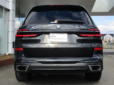 BMW X7 - 7