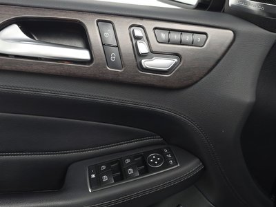 2017 Mercedes-BENZ GLS — миниатюра 33