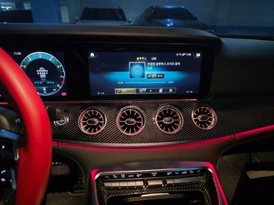 MERCEDES-BENZ AMG GT - 10