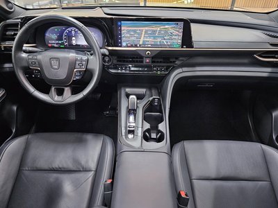 TOYOTA CROWN CROSSOVER - 10