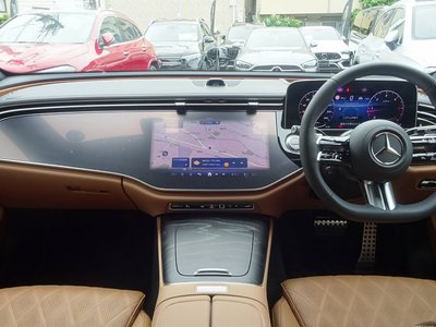 MERCEDES-BENZ E-CLASS - 7
