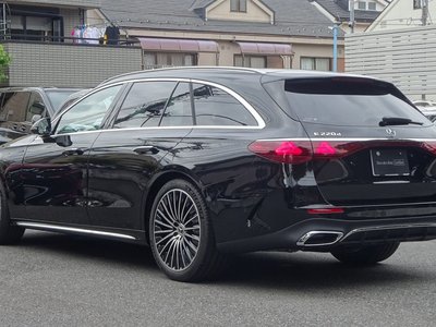 MERCEDES-BENZ E-CLASS - 6