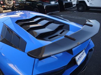 LAMBORGHINI AVENTADOR - 9