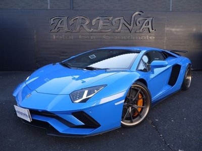 LAMBORGHINI AVENTADOR - 3
