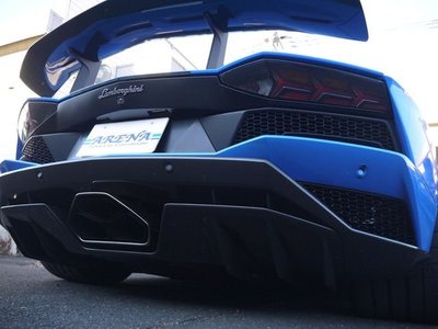 LAMBORGHINI AVENTADOR - 10