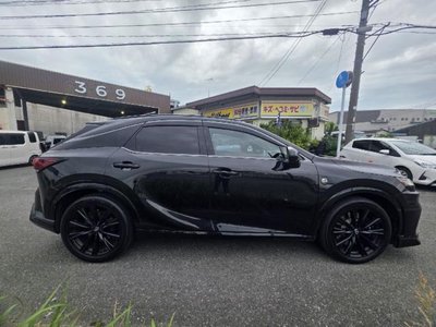 صورة 5 لـ 2023 Lexus RX