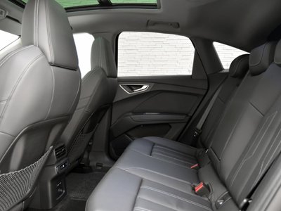 2025 AUDI Q4 SPORTBACK E-TRON 缩略图 12