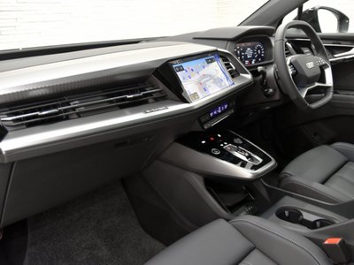 2025 AUDI Q4 SPORTBACK E-TRON photo 8