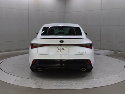 LEXUS IS - 3