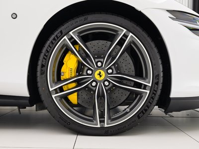 FERRARI ROMA SPIDER - 8