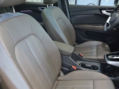 صورة 10 لـ 2025 AUDI Q4 E-TRON