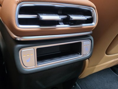 2024 Genesis GV80 — миниатюра 30