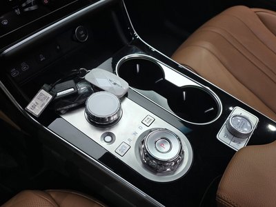2024 Genesis GV80 — миниатюра 12