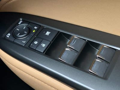 صورة مصغرة 26 لـ 2024 Lexus NX