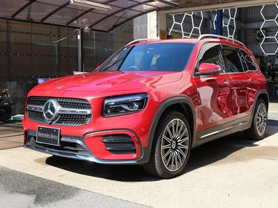 MERCEDES-BENZ GLB - 10
