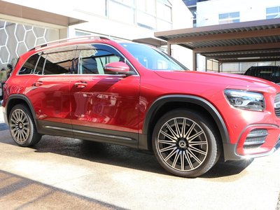 MERCEDES-BENZ GLB - 4