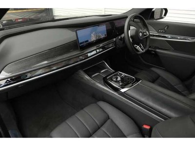 BMW BMW 7 SERIES - 8