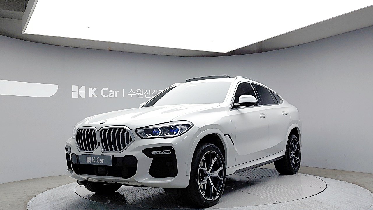 BMW X6 - View 1