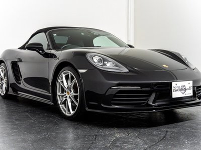 صورة 27 لـ 2016 Porsche 718