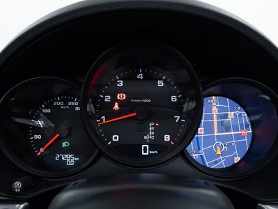 صورة 56 لـ 2016 Porsche 718
