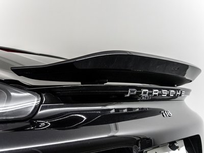 صورة 38 لـ 2016 Porsche 718