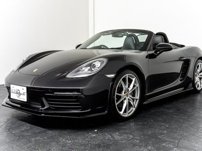صورة 12 لـ 2016 Porsche 718