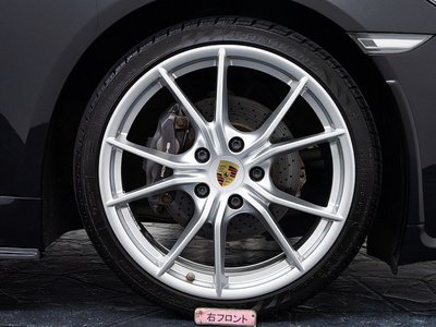 صورة 76 لـ 2016 Porsche 718