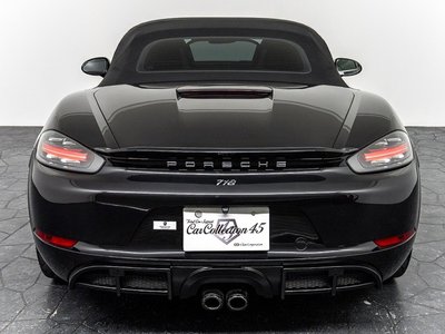 صورة 7 لـ 2016 Porsche 718