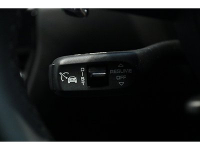 2022 Porsche MACAN thumbnail 32