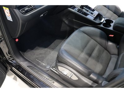 2022 Porsche MACAN thumbnail 18